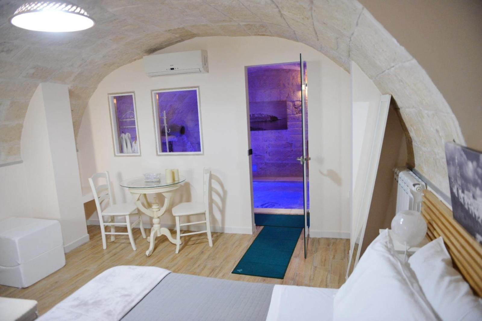 Al Rosa Antico Hotel Monopoli Exterior photo